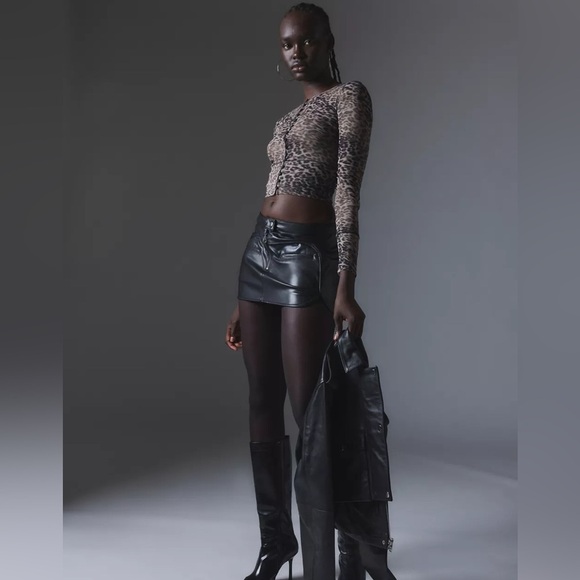 Silence + Noise Megan Faux Leather Moto Micro Mini Skirt Black Medium UO - Picture 1 of 11